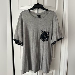 H&M Men’s T-Shirt, Size XL